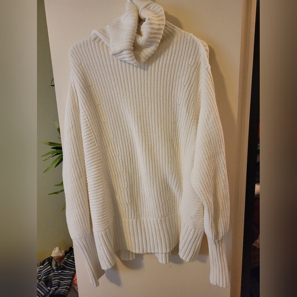 Chunky Ivory Turtleneck Freepeople - Picture 4 of 7